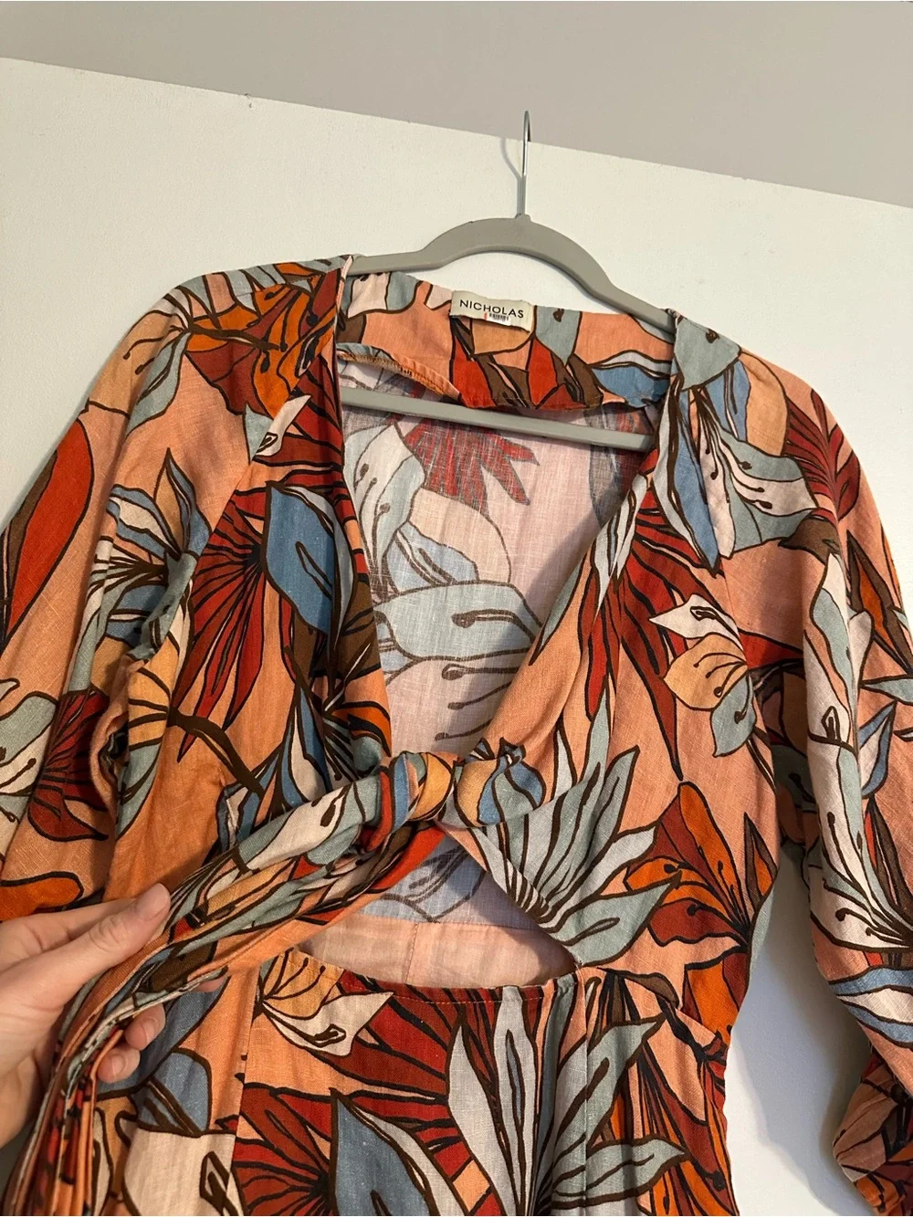 Nicholas Peach Tropical Tie-Front Women's Dress - Picture 4 of 12